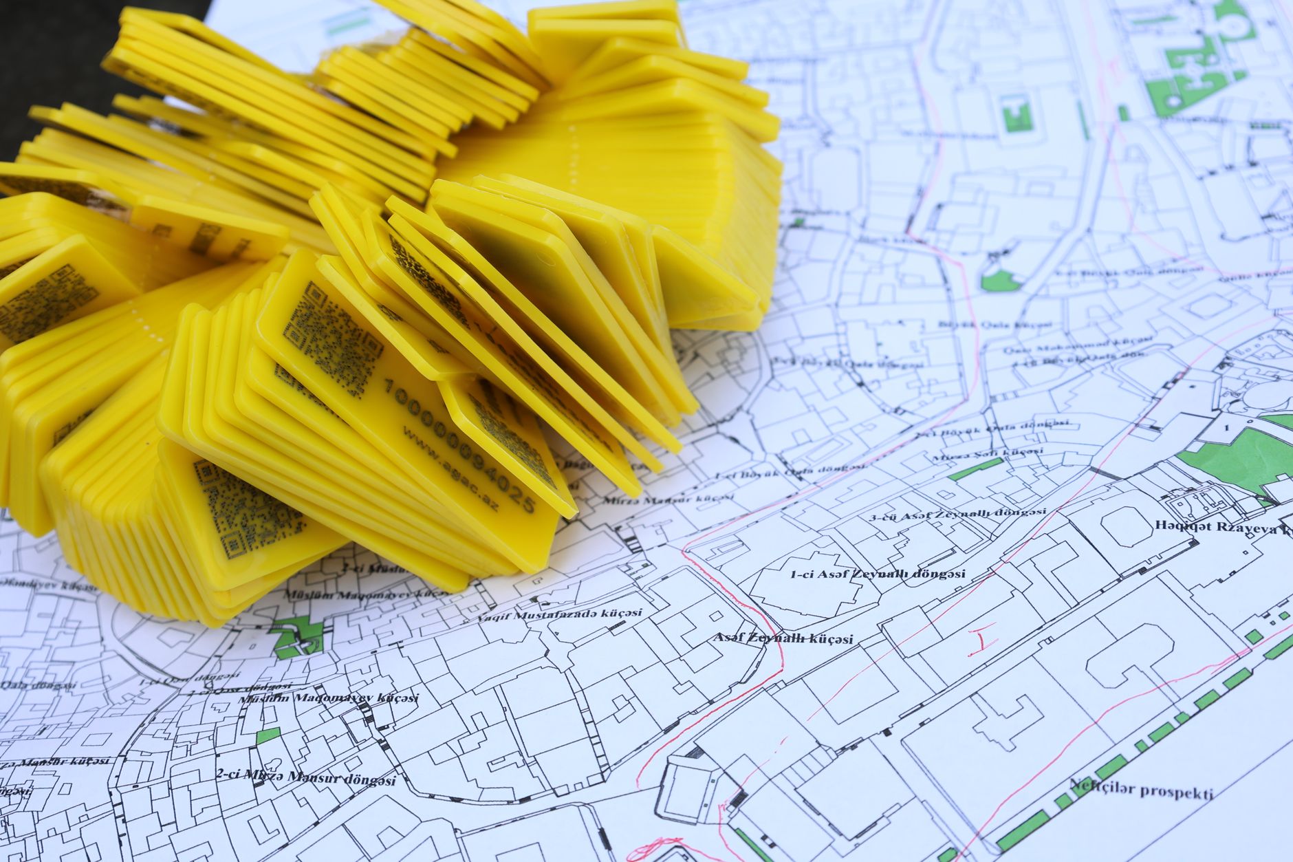 Street map with a yellow marker showing the workshop location