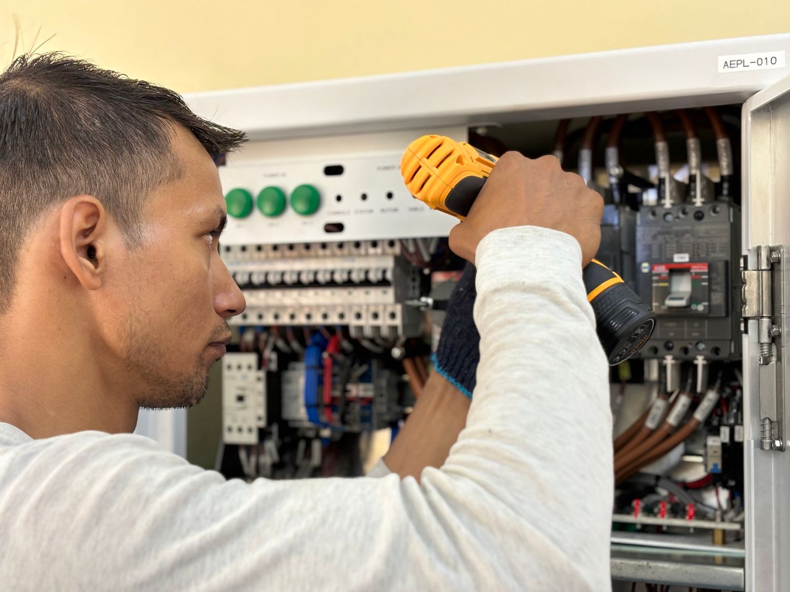 Neighbours you can call for reliable electrical work