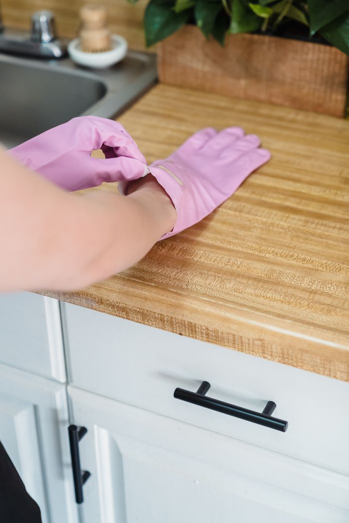 Kitchens & fixtures