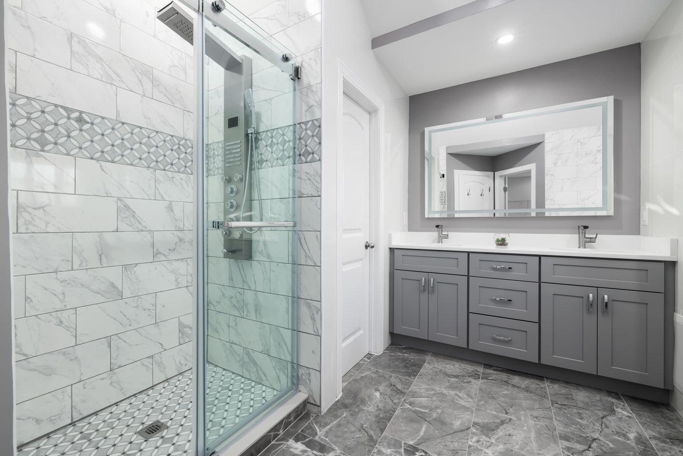 Double vanity, Lakeview