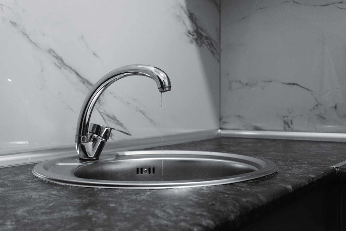 Round sink faucet, West Loop